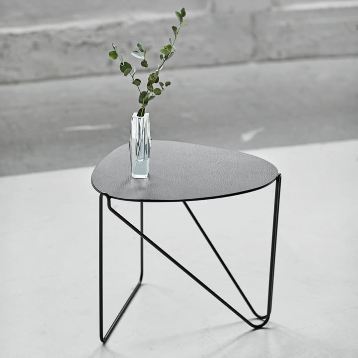 Curve Chameleon Hippo side table, black-anthracite LIND DNA