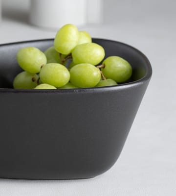 Curve Stoneware bowl M 20x22 cm - black - LIND DNA