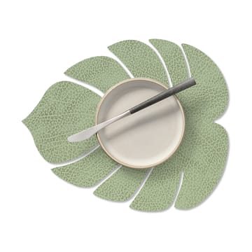 Monstera Leaf Hippo placemat S - Olive green - LIND DNA