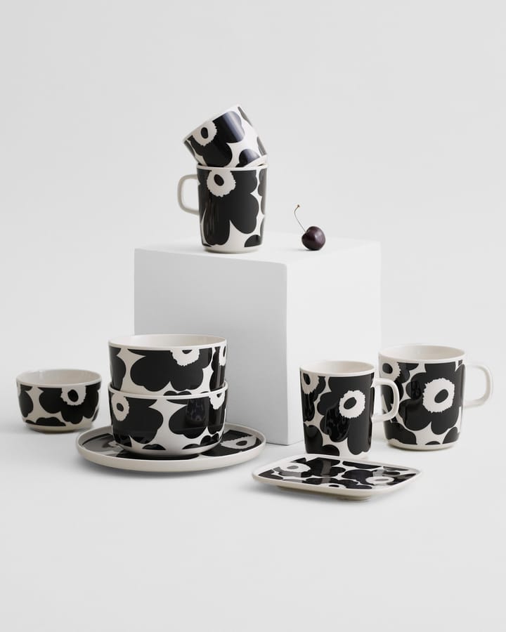 Unikko bowl 2.5 dl, black and white Marimekko