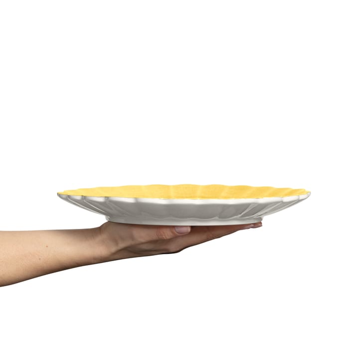 Oyster plate 28 cm, Yellow Mateus