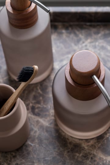 Modest Soap Dispenser Low - Walnut - Mette Ditmer