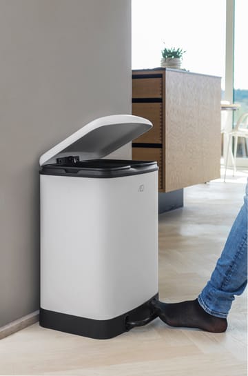 Wonda pedal bin 24 litres - Off white - Mette Ditmer