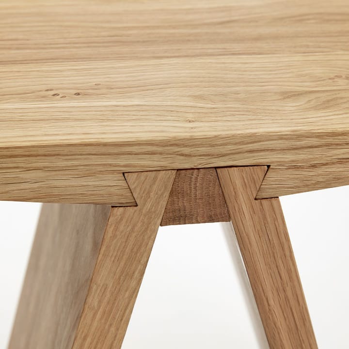 Angle stool 45x45x29 cm, Oak MUUBS