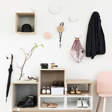 The Dots clothes hook oak - Ø13 cm - Muuto