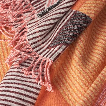 Metric focus No. 1 cotton throw - pink - NJRD