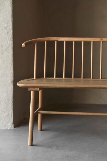 VIOR bench with backrest - Lacquered oak - NJRD