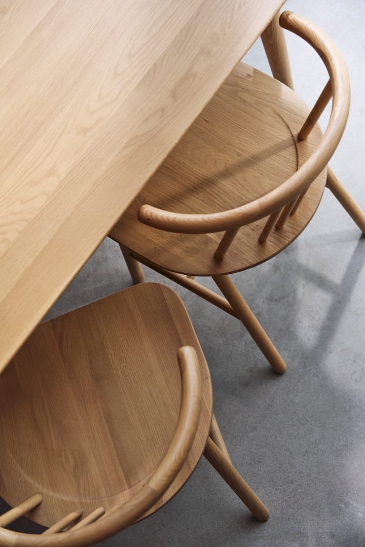 VIOR dining chair, Lacquered oak NJRD