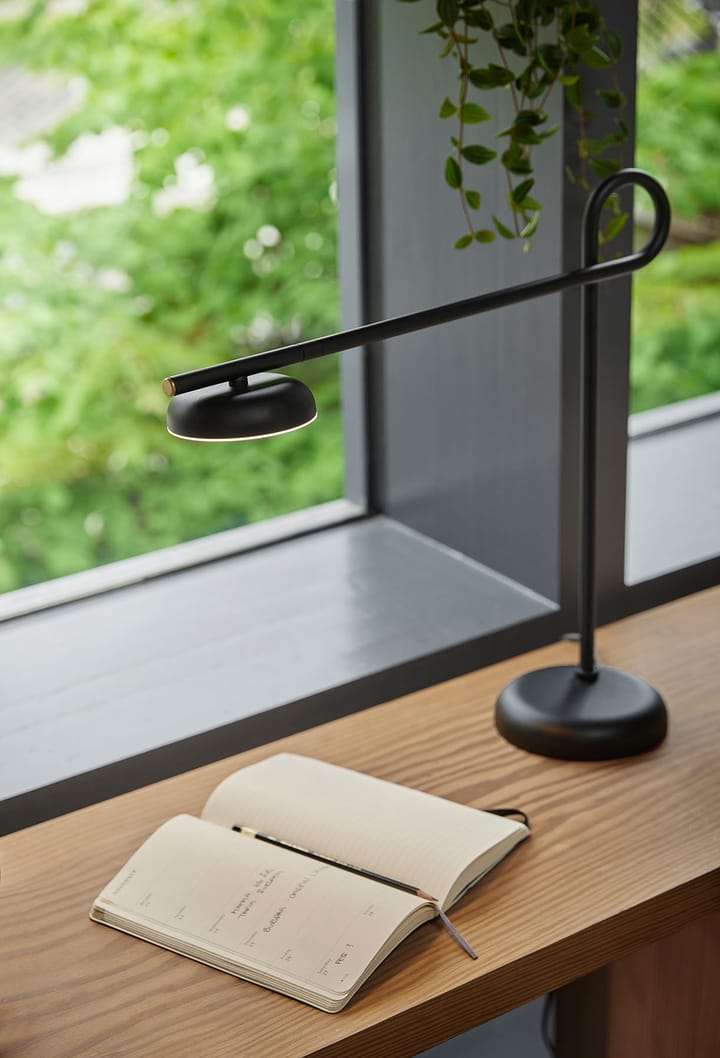 Salto table lamp, Black Northern