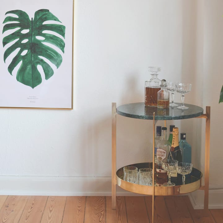 Deck tray table, brass. black stand. black marbleshelf OX Denmarq