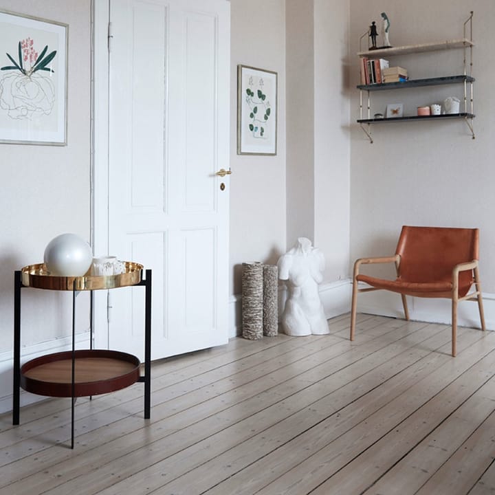 Deck tray table, teak. black stand. black marbleshelf OX Denmarq