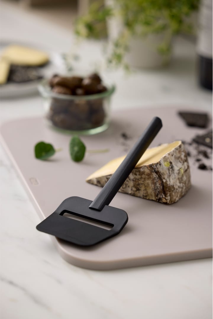 Emma cheese slicer nylon 19 cm, Black Rosti