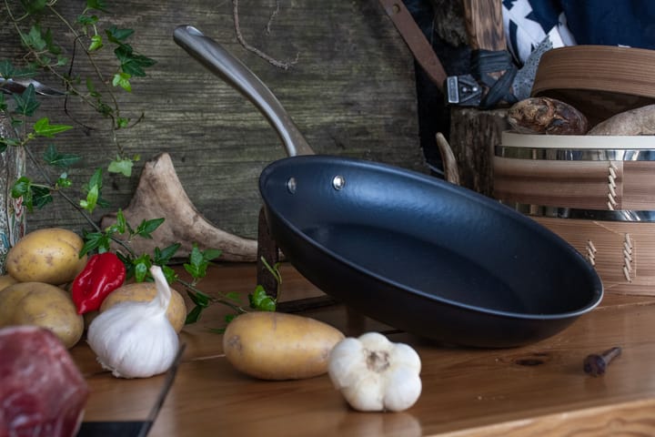 Satake frying pan in carbon steel, 24 cm Satake