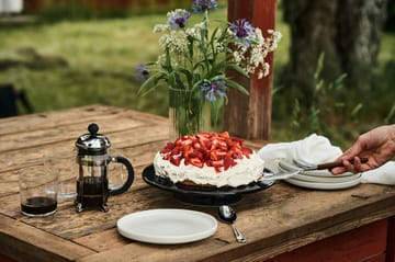 Skaugum cake slice - Forrest Maple - Skaugum of Norway