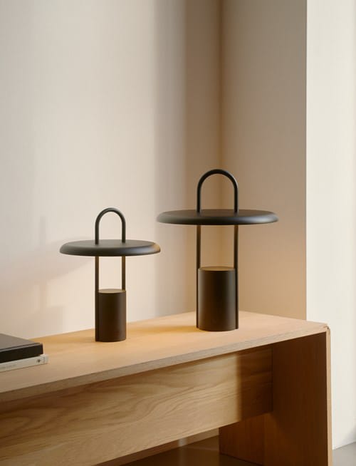 Pier LED lamp portable 33.5 cm, Black Stelton