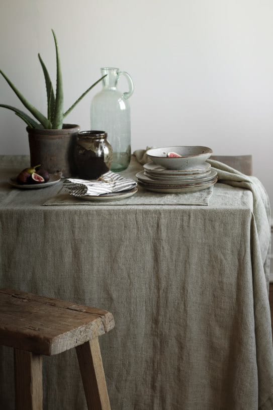 Marion tablecloth linen 145x270 cm, Dune Tell Me More