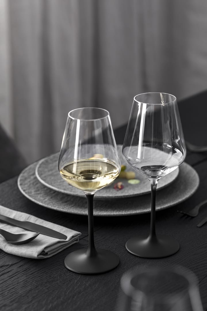 Manufacture Rock white wine glass 38 cl 4-pack, Clear-black Villeroy & Boch