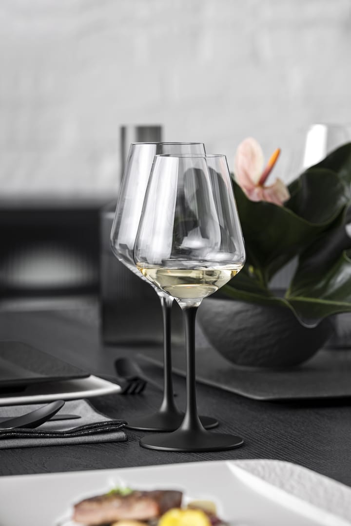 Manufacture Rock white wine glass 38 cl 4-pack, Clear-black Villeroy & Boch