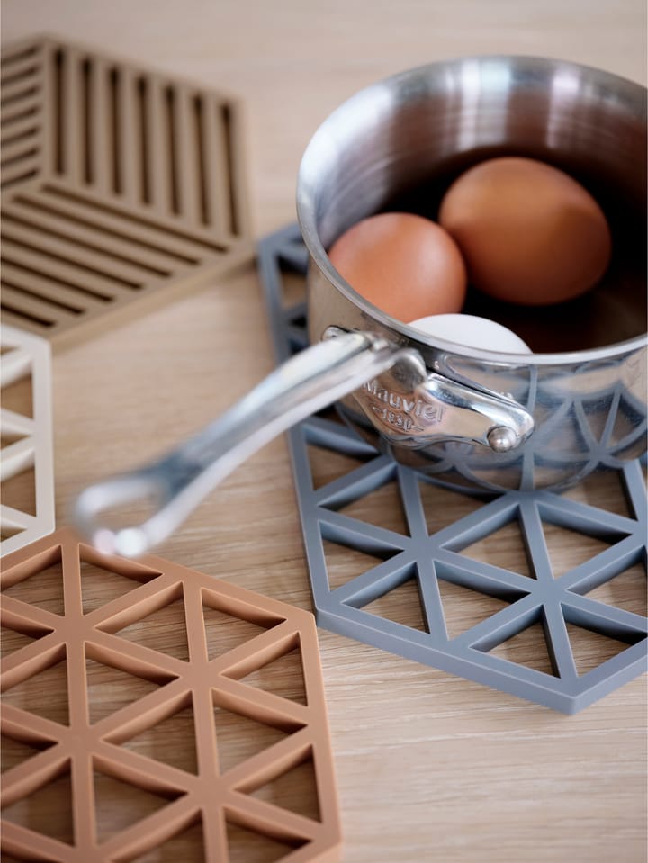 Triangle trivet, Light Terracotta Zone Denmark