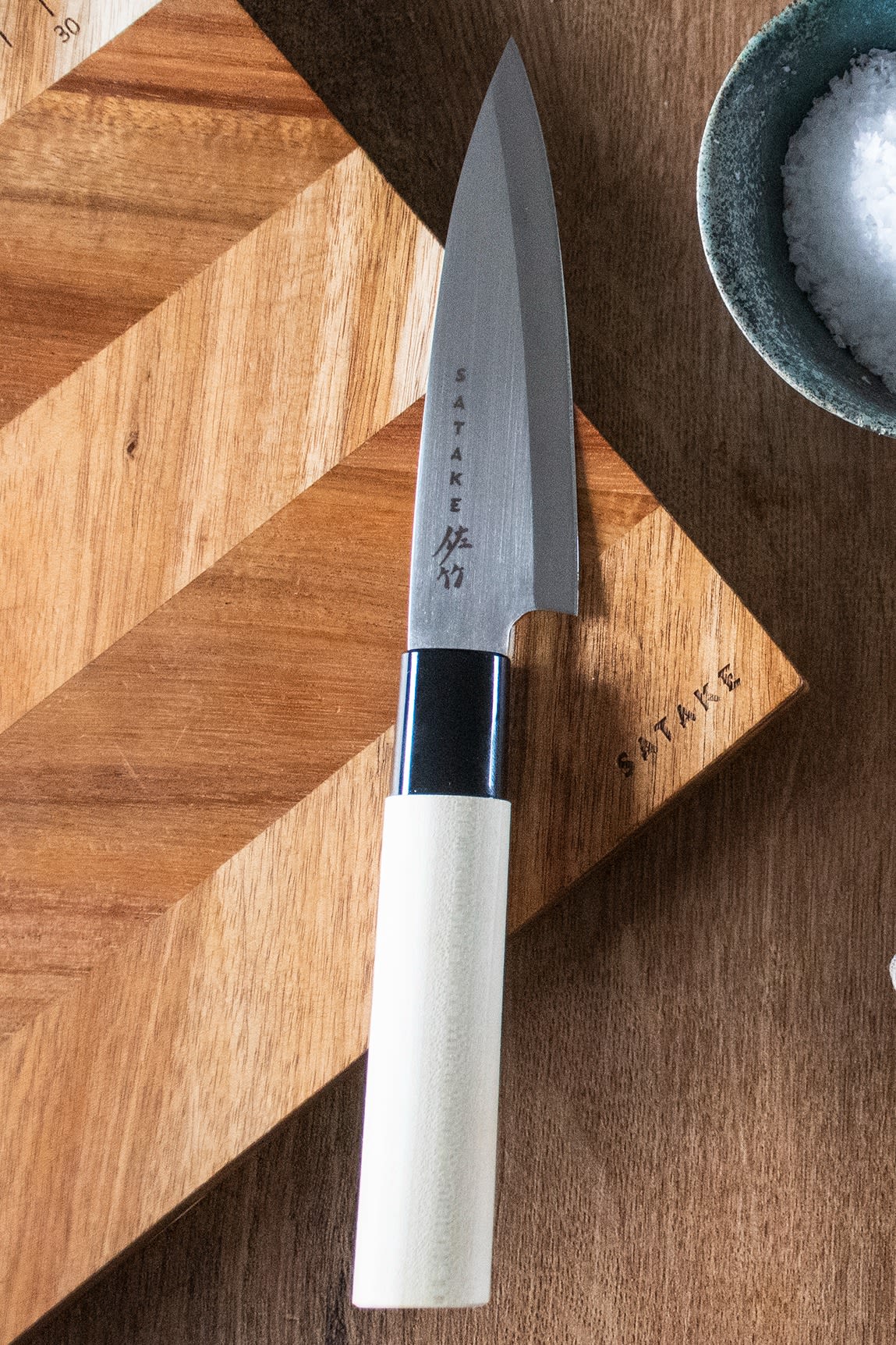 A close up of the Satake petty knife from above.